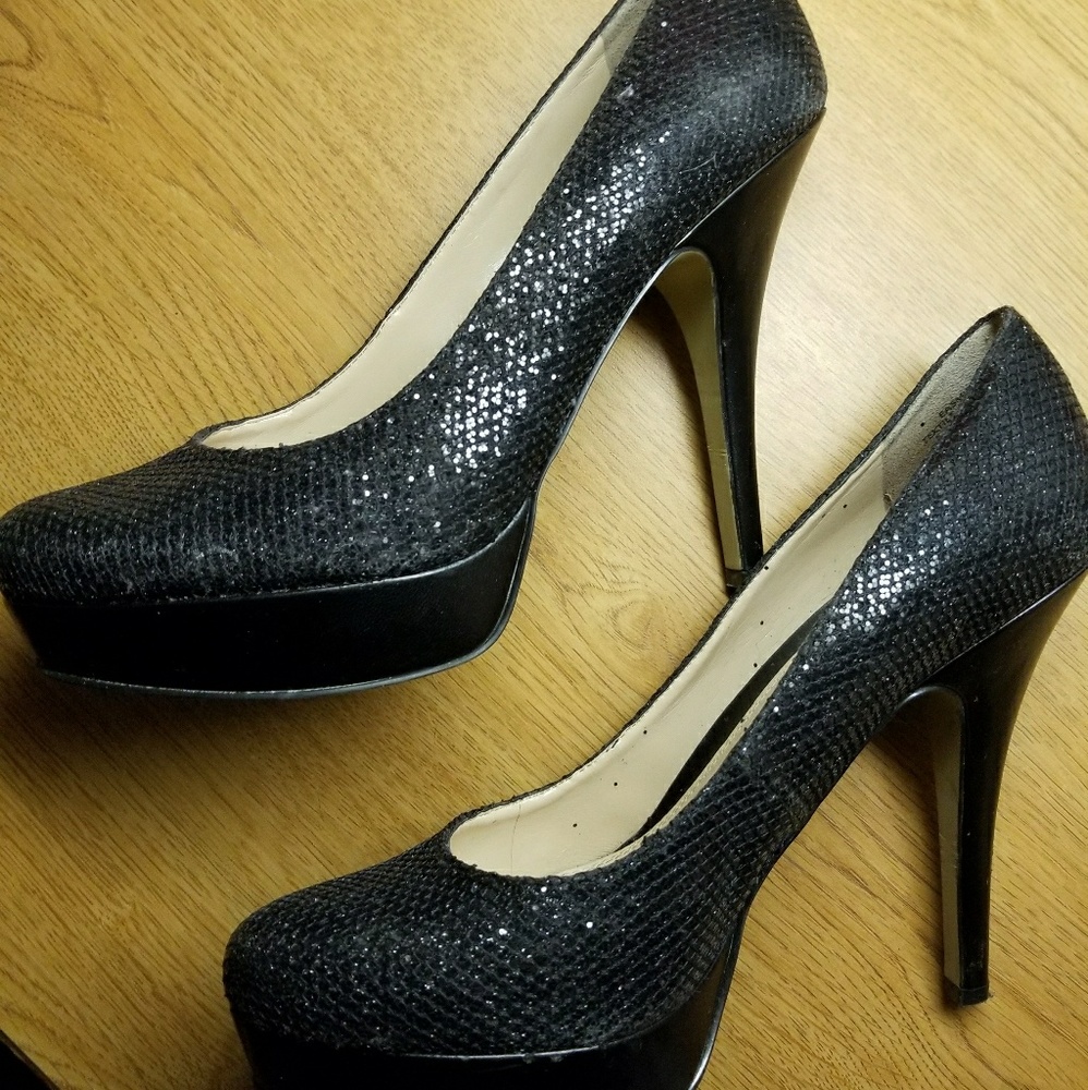 Sparkly black heals